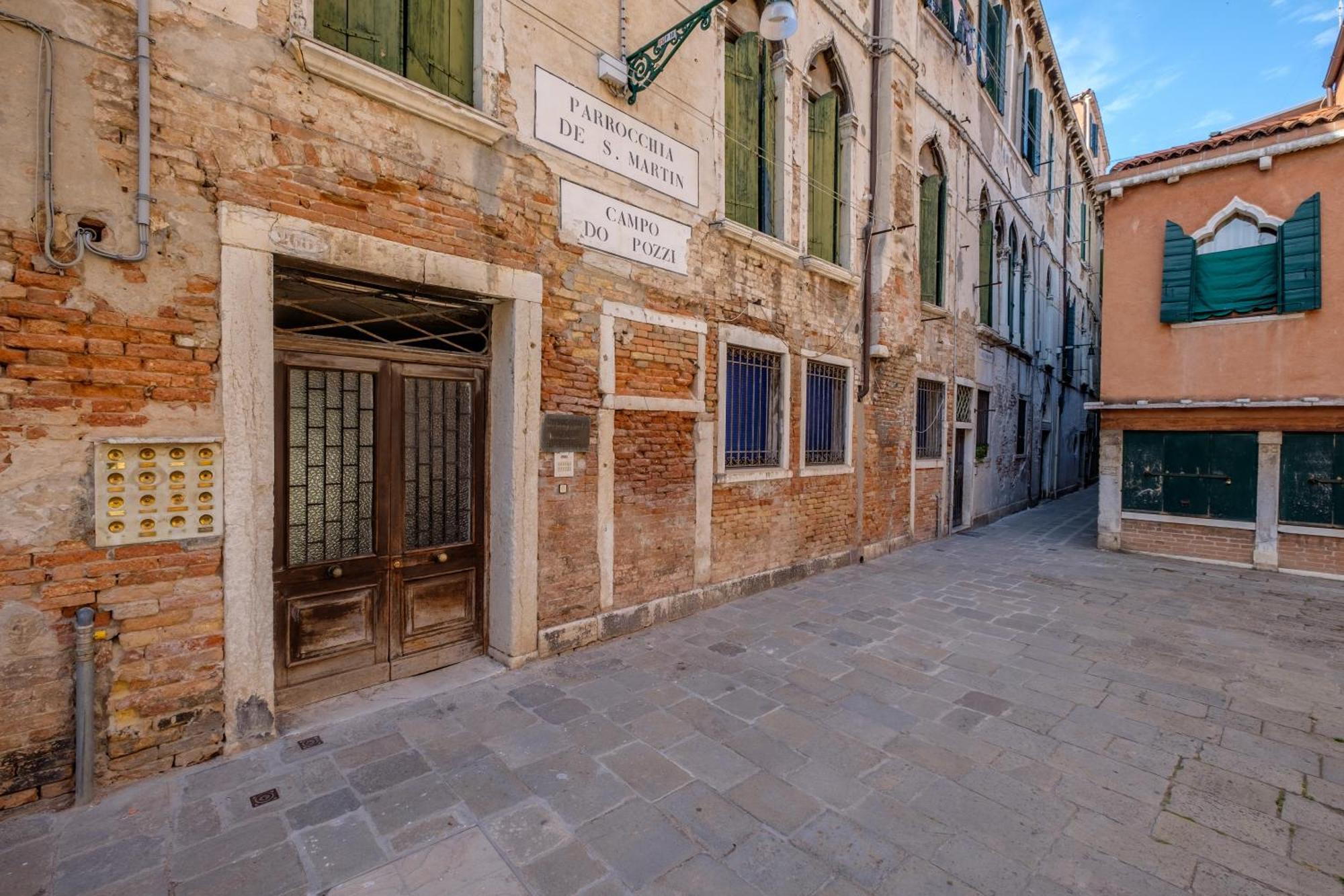 Apartmán Attico Terrazza Benátky Exteriér fotografie